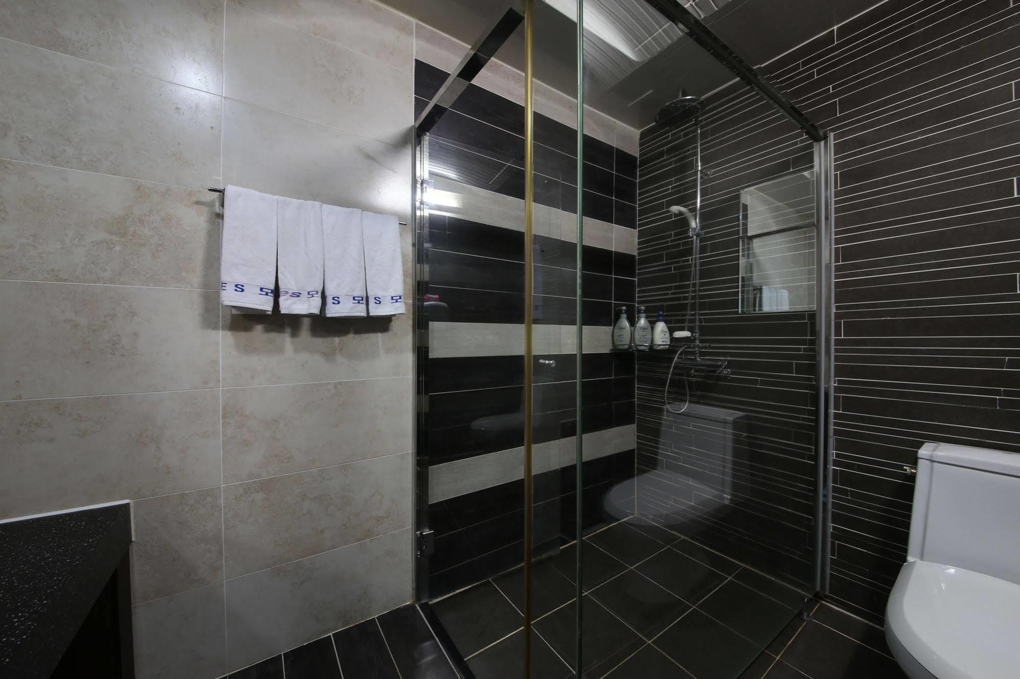 Yes Motel Gunsan Dış mekan fotoğraf