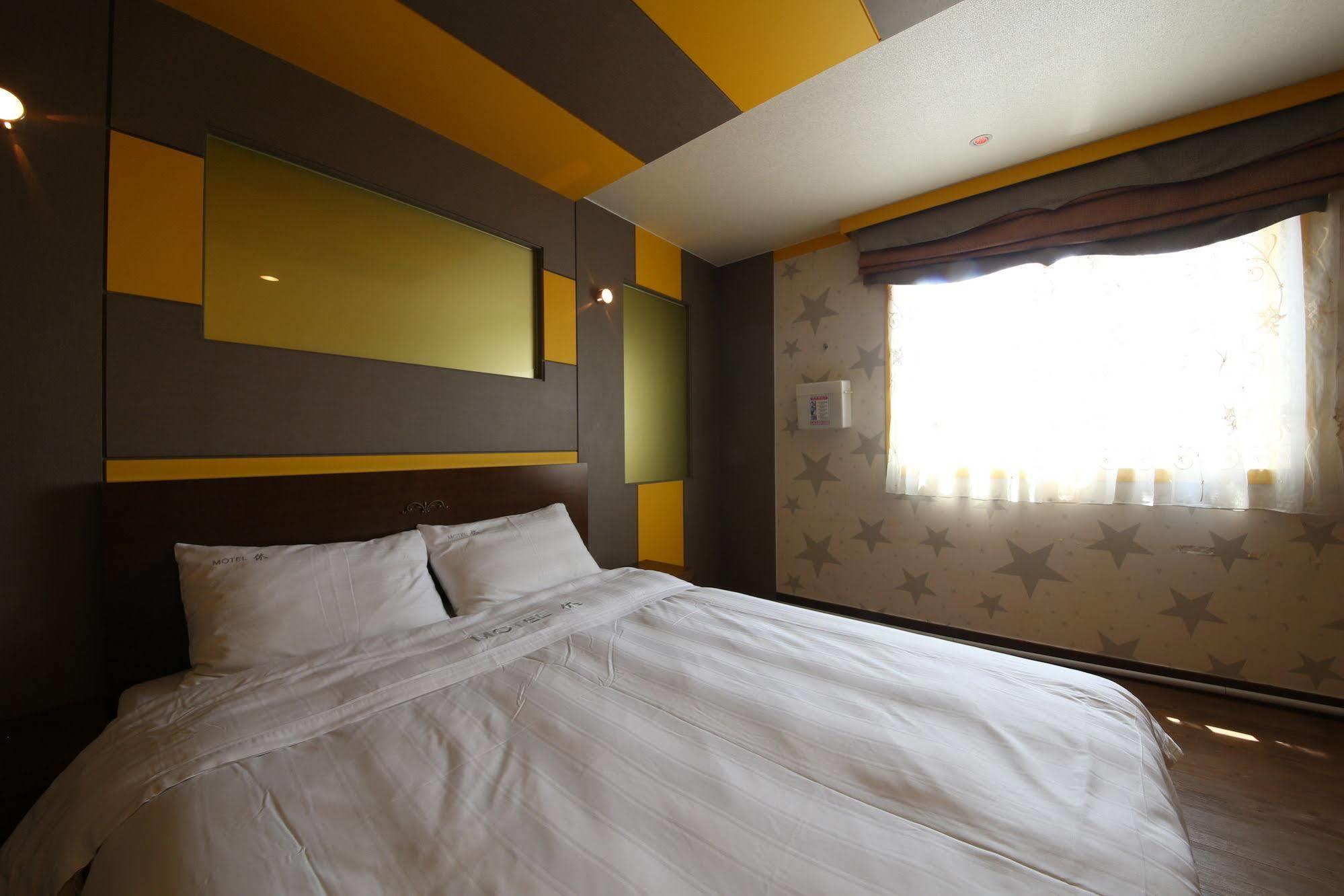 Yes Motel Gunsan Dış mekan fotoğraf