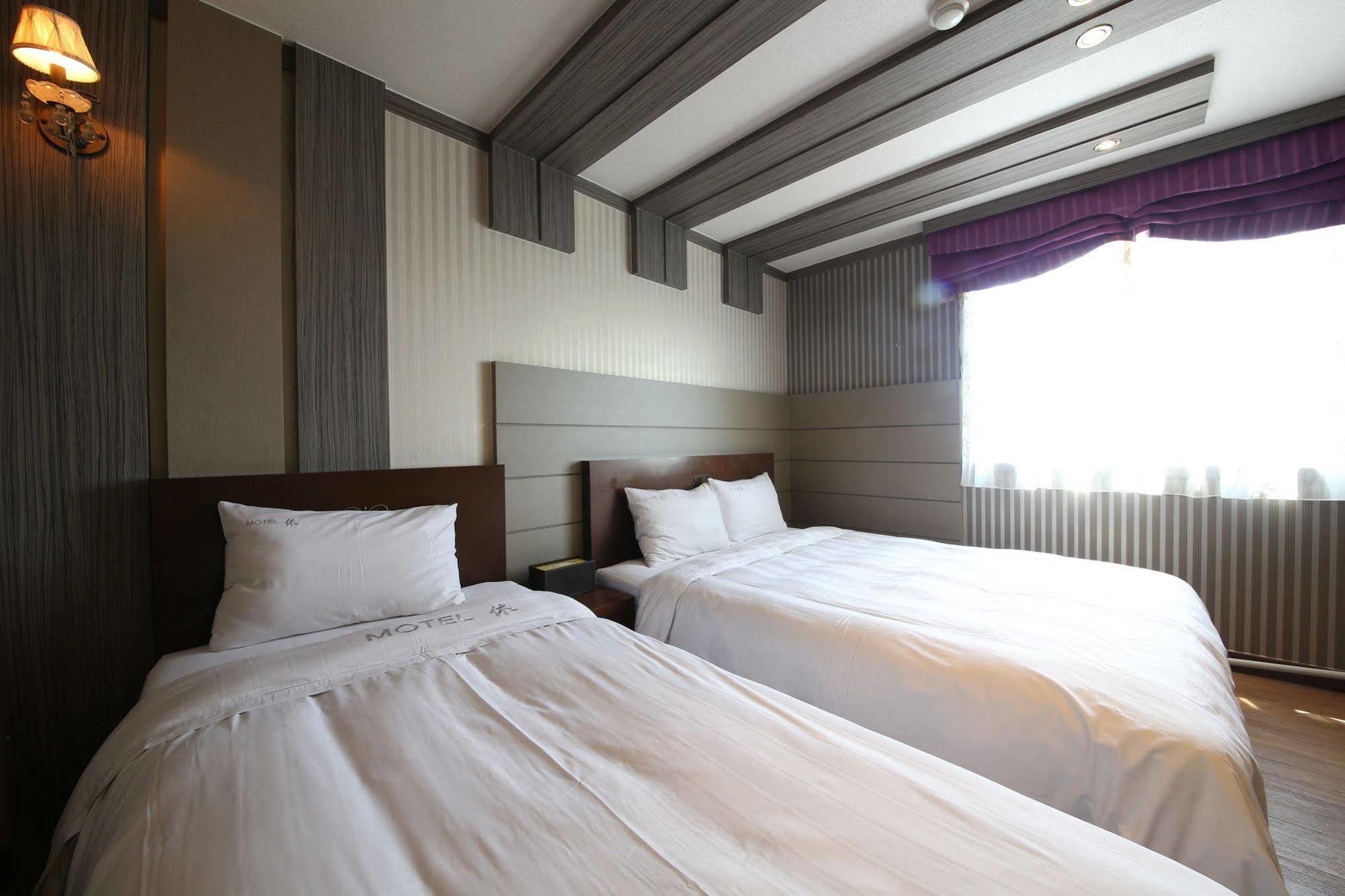 Yes Motel Gunsan Dış mekan fotoğraf