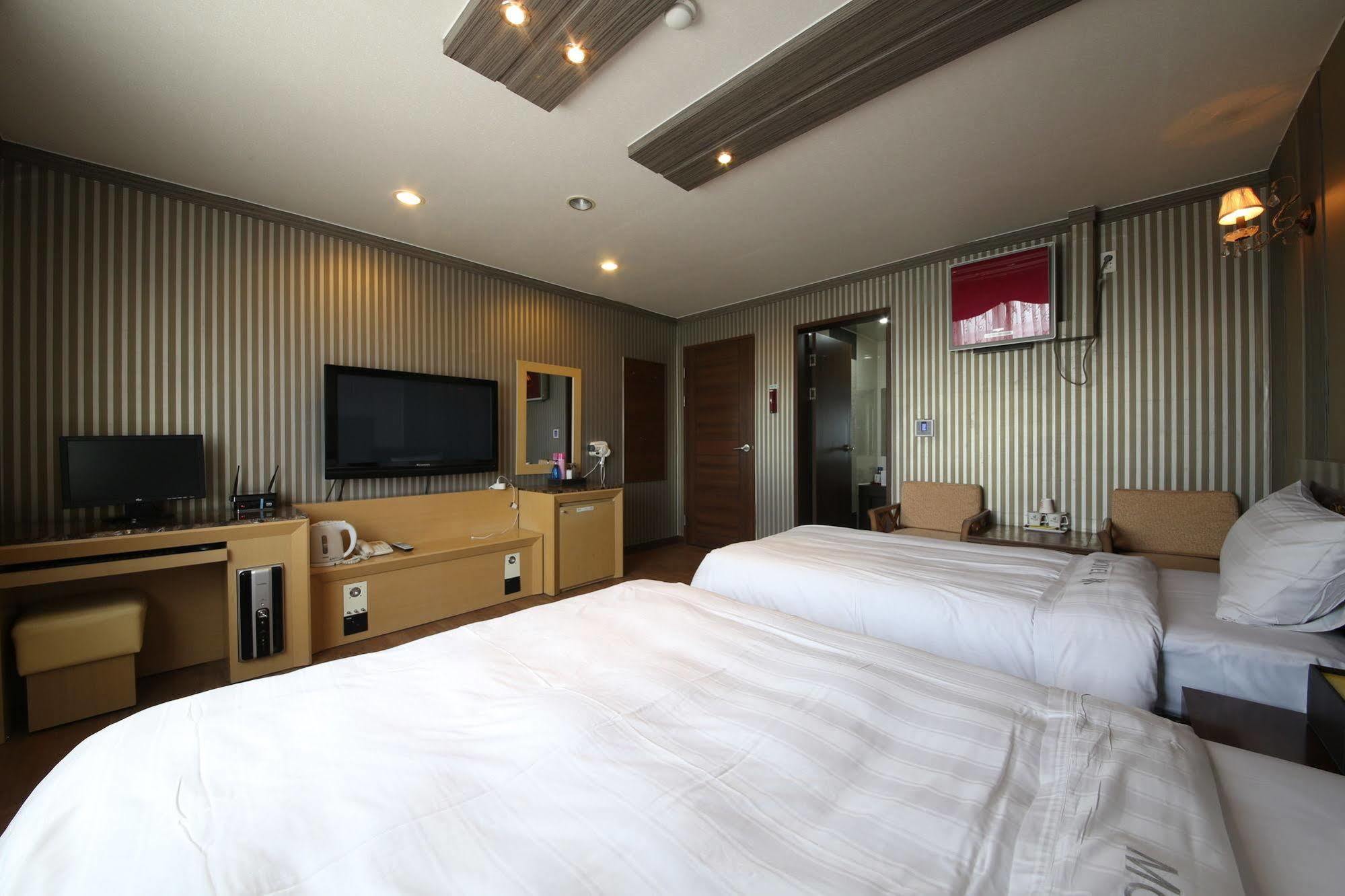 Yes Motel Gunsan Dış mekan fotoğraf